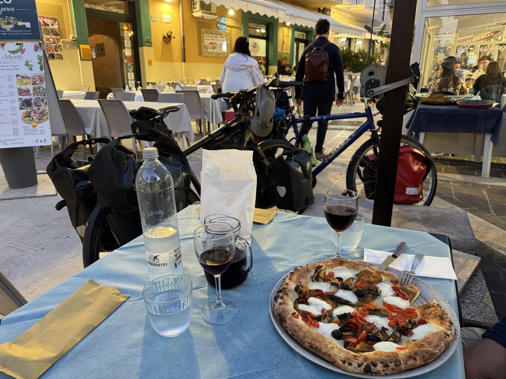 Pizza & Wein in Termoli