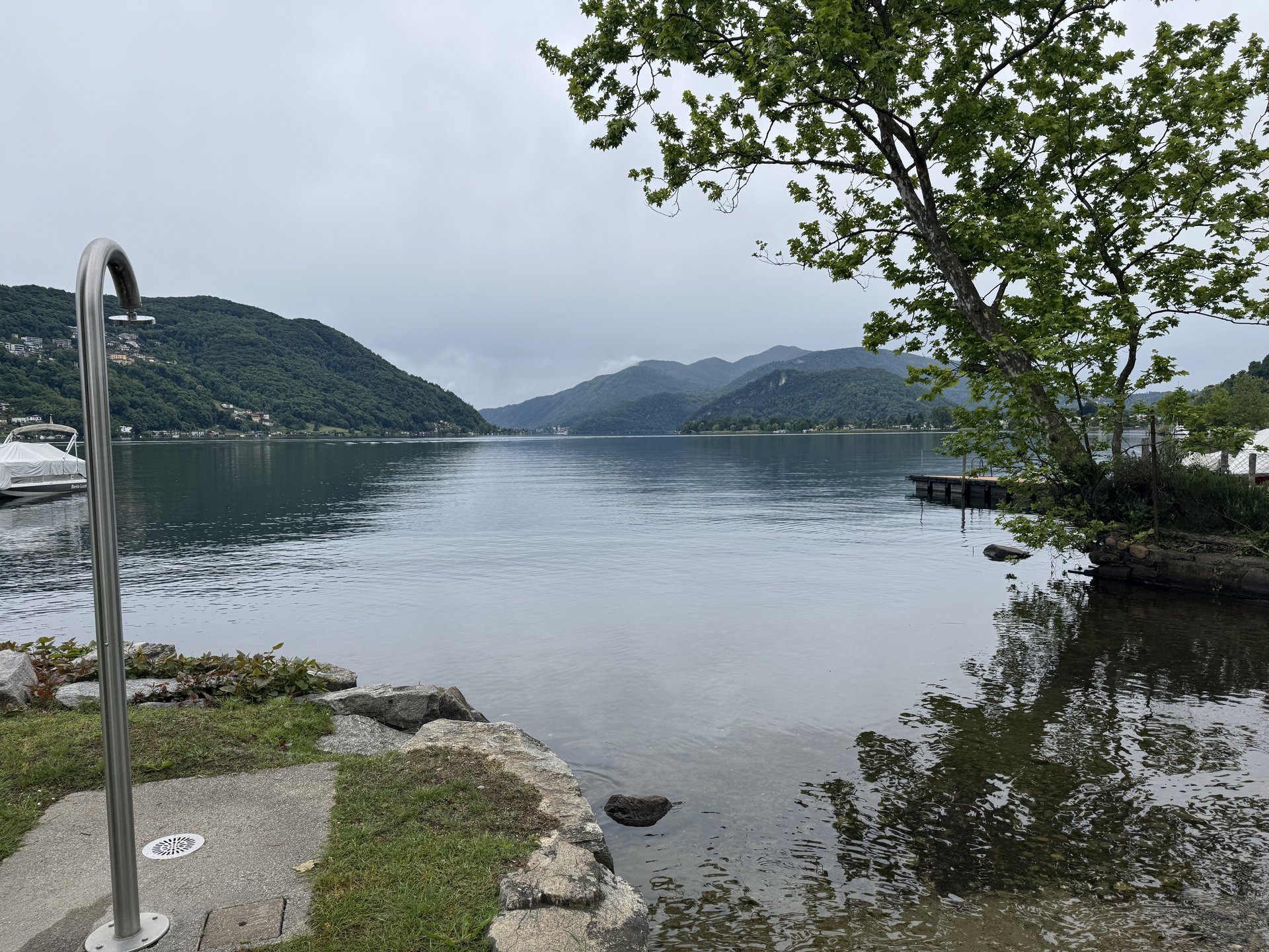 Morgens am Luganer See
